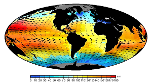 Topographie dynamique moyenne, c'est-à-dire le relief océanique correspondant à la circulation océanique permanente. Les flèches sont proportionnelles à la vitesse du courant. (Crédits CLS)
